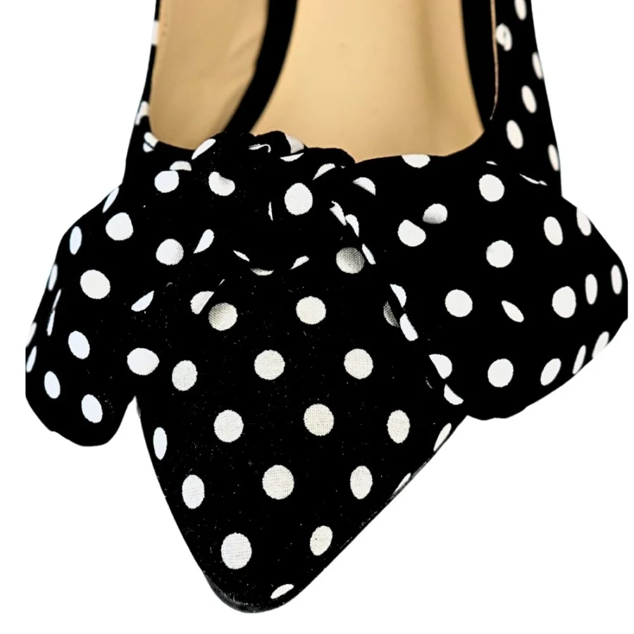 کفش پاشنه‌دار خالدار - Image 3