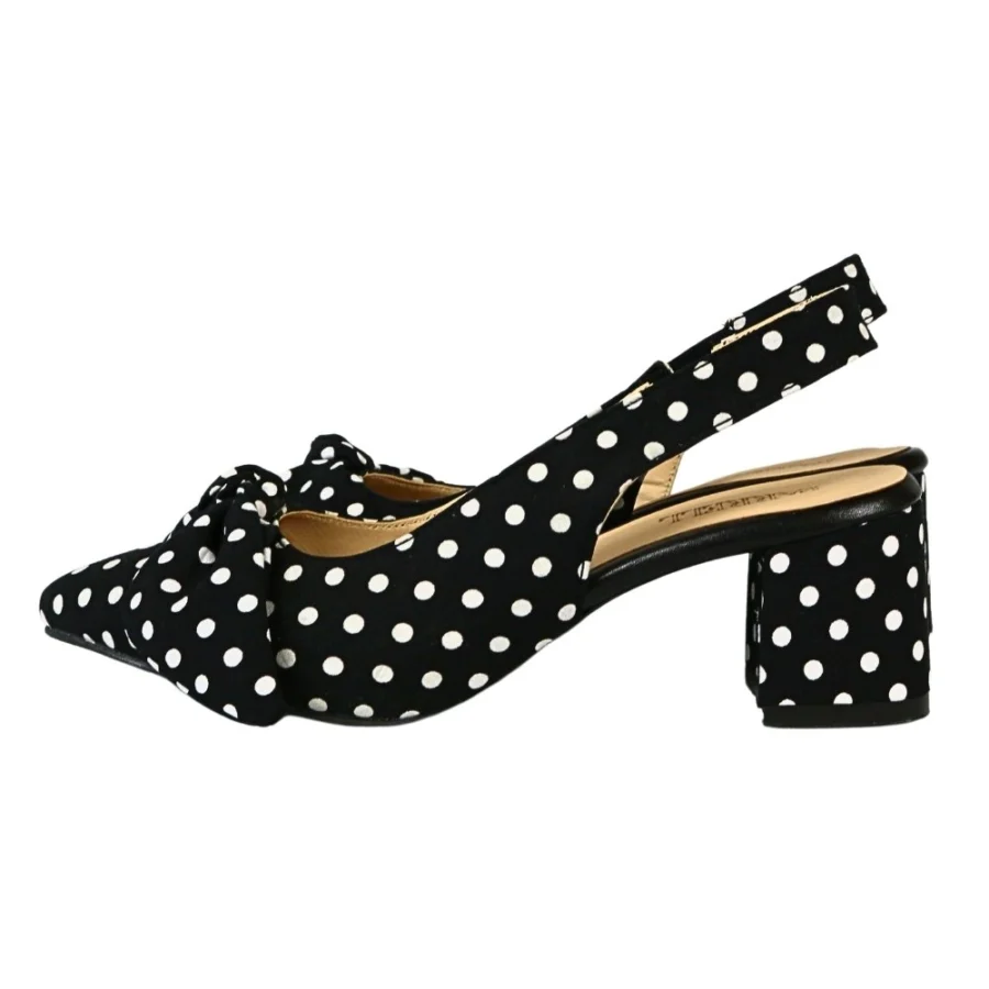 کفش پاشنه‌دار خالدار - Image 4