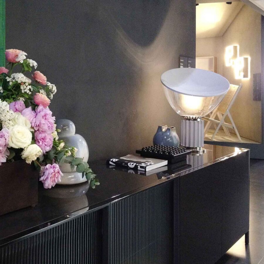 چراغ رومیزی مدل تاچا