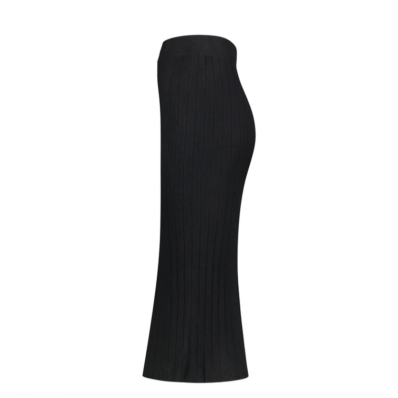 test 54 دامن بافت راسته زنانه مشکی فارل کد F87